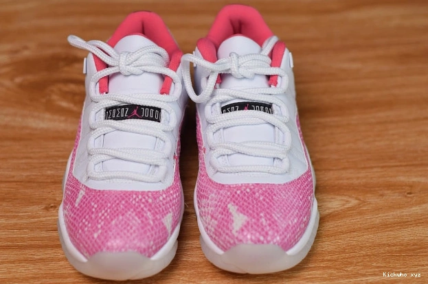 11 Air WMNS Snakeskin AH7860-106 Low Pink Jordan 0531